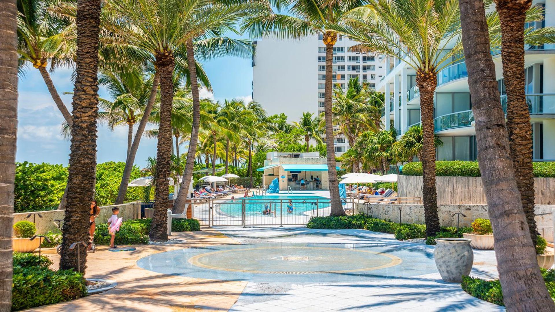 2 Bedroom Private Residence At Carillon Miami Resort -522 Маямі-Біч Екстер'єр фото